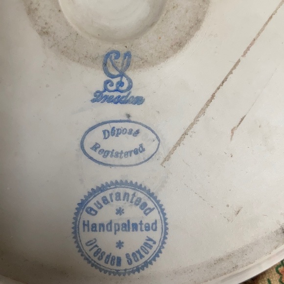 Vintage Cigarette Holder - Picture 4 of 9